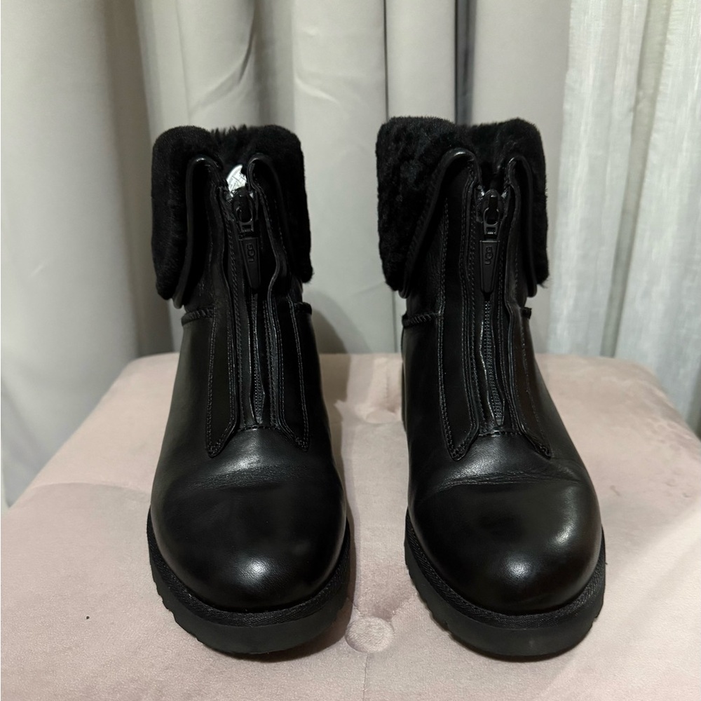 UGG Caleigh Black Winter Boots Size 9